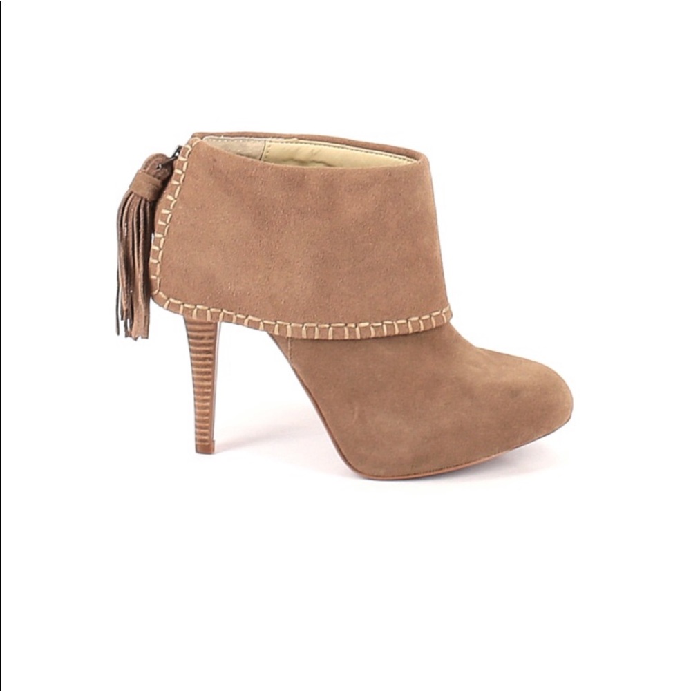 Max Studio Ankle Boots with Fringe Detail 9 1/2